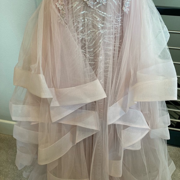 New tiered Princess gown/dress - Picture 6 of 11
